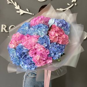 Букет из гортензии