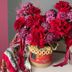 Композиция в цилиндре "Русская душа" в красных оттенках